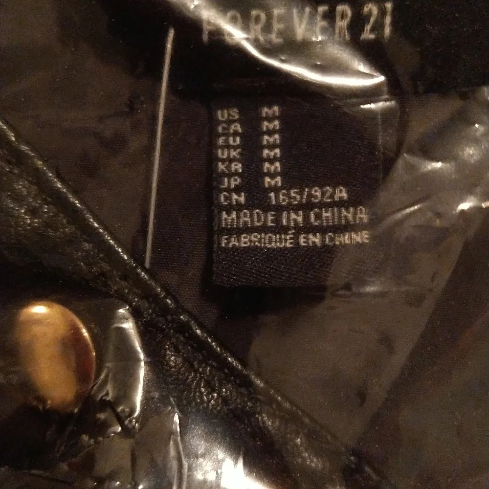 Jacket - Picture 3 of 10